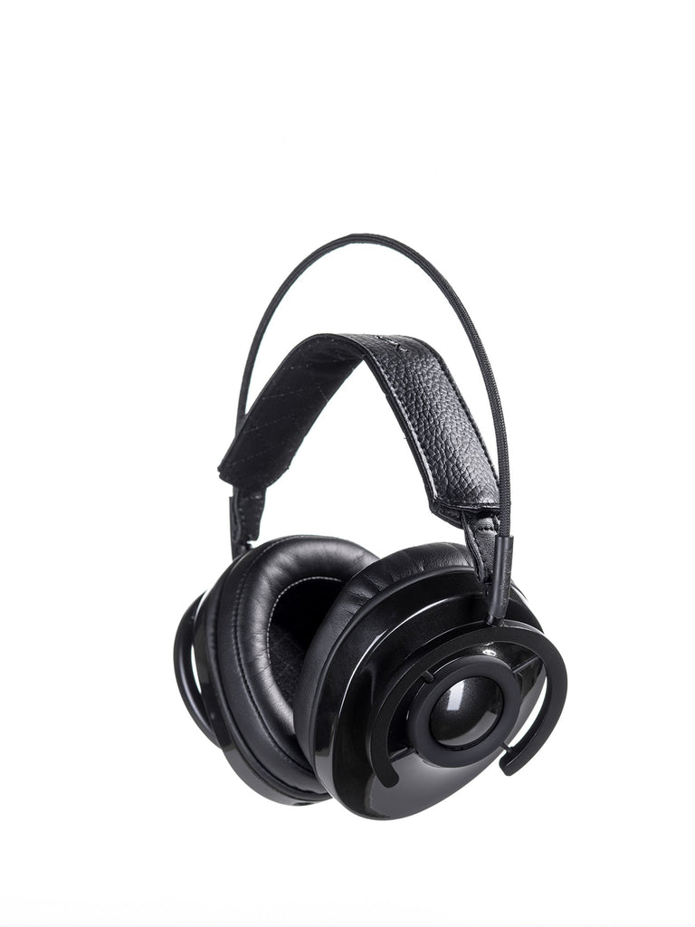 AudioQuest NightOwl Carbon Closed-Back Around-the-Ear Headphones,Carbon Grey